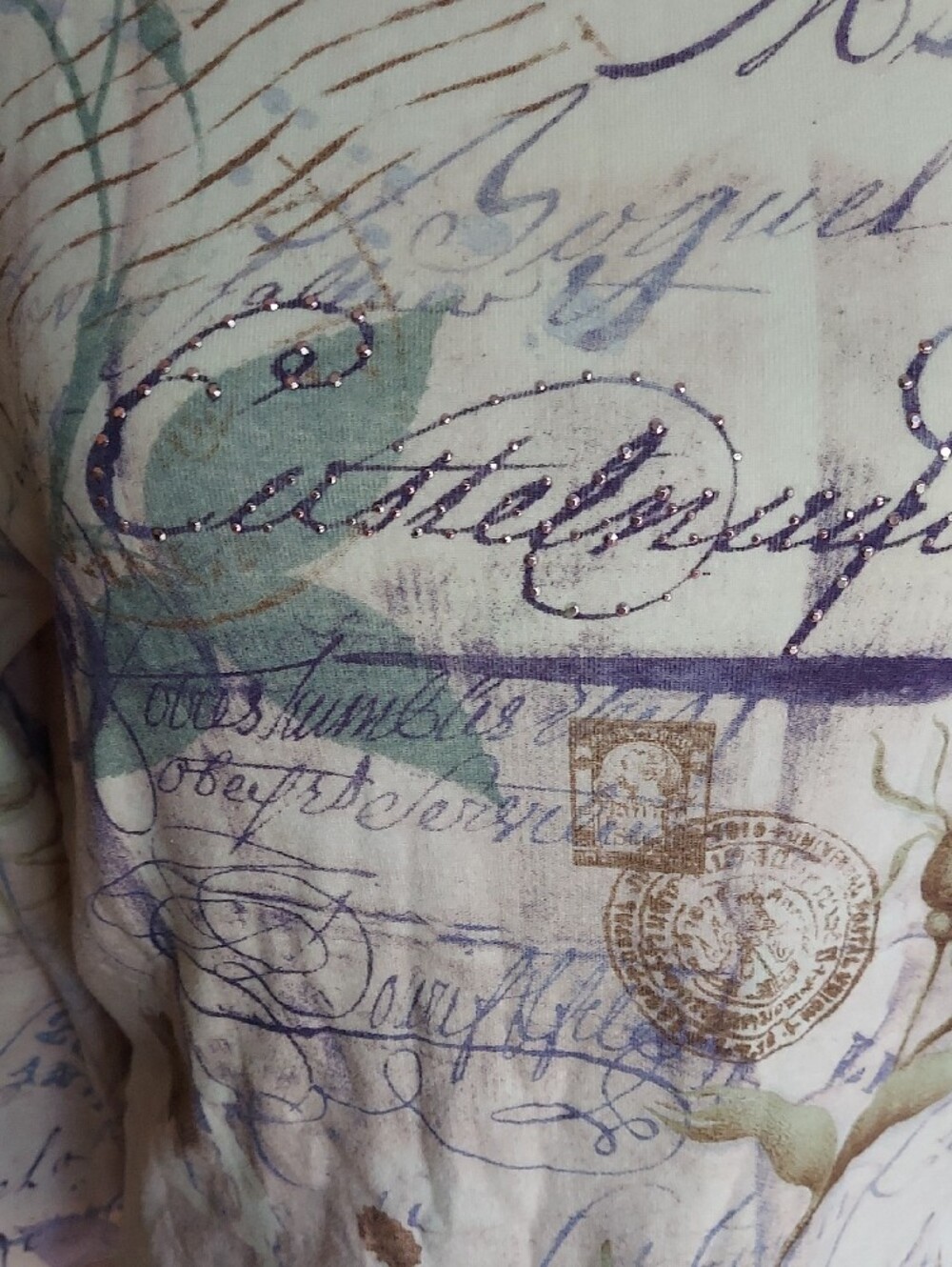 Floral Script Long-Sleeve Women's Top in Light Cream - Picture 5 of 7
